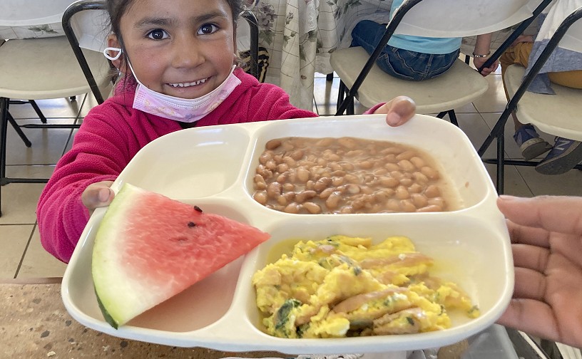 School Breakfasts 3 Valle La Paz Foundation